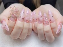 ウメネイルスタジオ(UME NAIL STUDIO)/題長さだしやり放題×つけ放