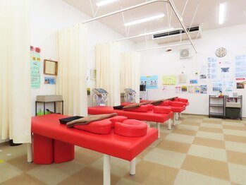 ビバ骨盤整体院 新居浜院(VIVA)/施術ベッド