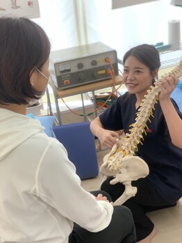 おなが小禄整体院/肩こりでも骨盤の歪みから整える