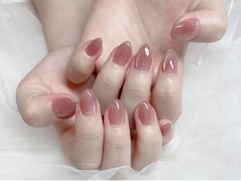 アリスビューティーサロン(ALICE BEAUTY SALON)の写真/【ワンカラー/ラメグラ¥3980】シンプルで"なちゅらる可愛い"指先へ【マグネットorフラッシュネイル¥4480】