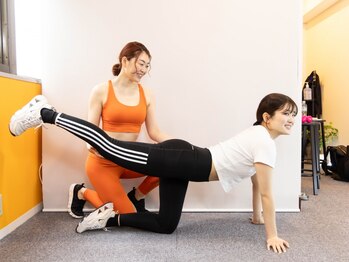 ピーチパンサージム 二子玉川の写真/結果を重視の的確なトレーニング☆セルフケアでは難しい下がりやすいヒップ・太ももラインを引き上げます！