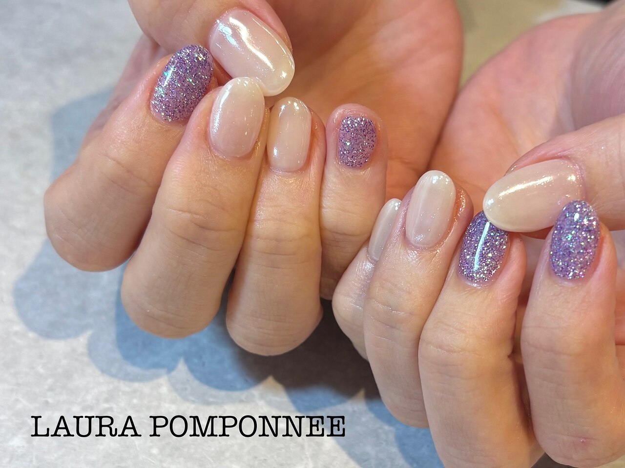 2026年冬トレンド】ホワイト ワンカラー ハンドのネイルデザイン集