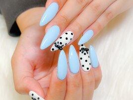 水色水玉ネイル