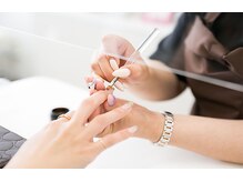 キャンアイドレッシー イオンタウン塩釜店の雰囲気（丁寧な接客と落ち着いた空間で癒やし時間と素敵なネイルをお届け）