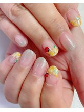 ネイルサロン ティアラリュクス 市川北口店(Tiara Luxe)/菜の花＆てんとう虫