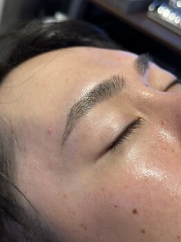 ハンサムモンスター(Handsome Monster)/眉毛脱毛