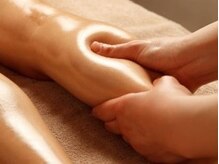 ツナガリ/リフレクソロジーで足が軽く！