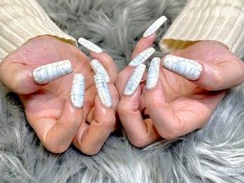 ロングネイルズ エマ(LongNails-Emma)/持ち込みシンプル