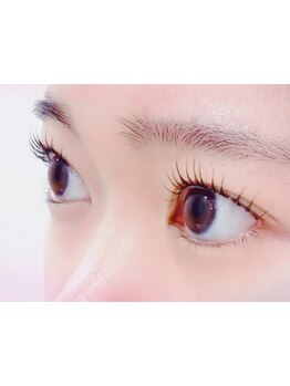 ナチュラル上品な目元にしたい