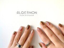 ブラウンの囲みネイル