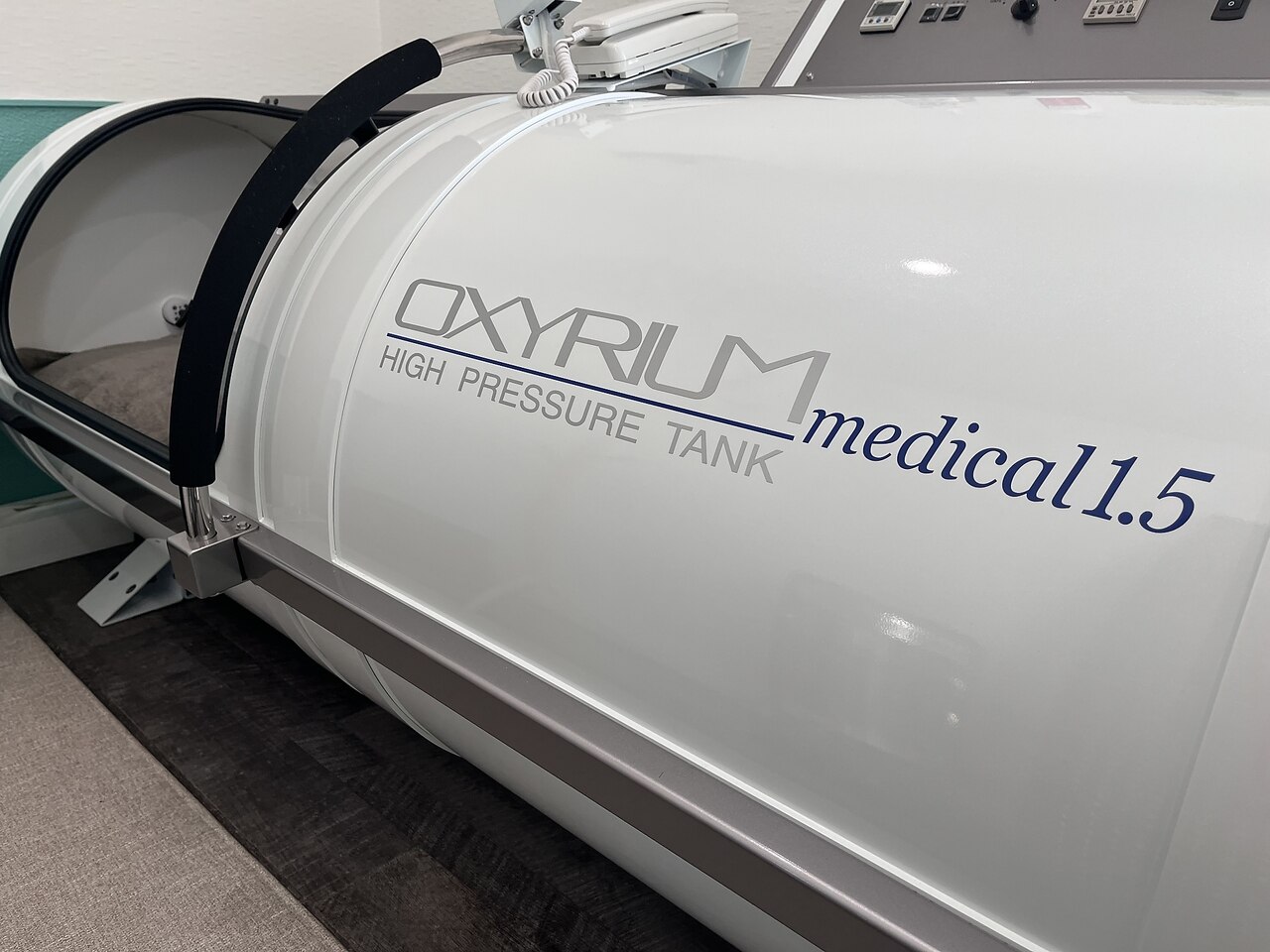 日焼け止め ソマシー ZERO HOLE ゼロホール 日やけ止め塗るスプレー フローズン