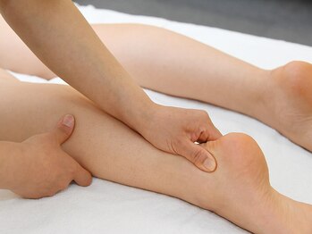 漢方整体院/施術*ふくらはぎ