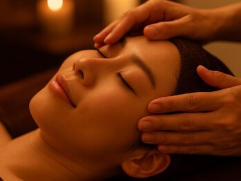 フェルトゥーナ(FORTUNA)の写真/最新マシン×熟練手技で上向く小顔！ホウレイ線・たるみ悩みを徹底ケアし、10年前のハリ艶肌へ導く◎