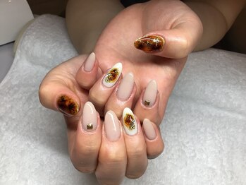 イリスネイル(IRIS NAIL)/