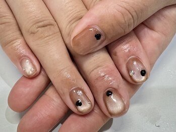 クォーターリゾートネイル(QUARTER RESORT nail)/水光マグネイル☆