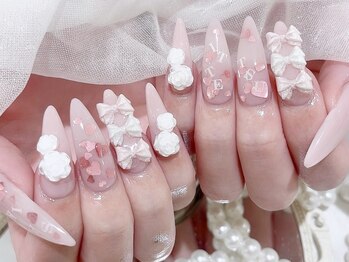 ティティネイルバー(T.T Nail Bar)/長さ出し付け放題ネイル