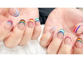 カラフルフレンチネイル