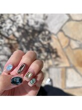 プリュネ(Prune)/ビジューネイル/ベージュ/ピンク