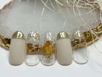 ネイルルームシャイン/