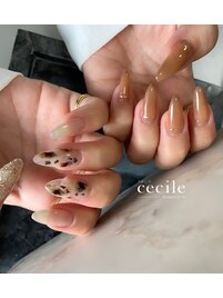 ニュアンスレオパードネイル