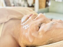 ビアージュ(美age)/高濃度炭酸パックで小顔ケア