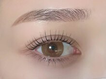 ニクシーアイブティック(Nixie Eye Boutique)/眉毛/まゆげ/美眉スタイリング