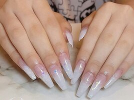 ホワイトスカルプラメグラデ