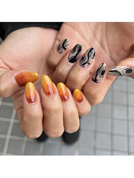 グラマラス アンジェアイ 荻窪店(glamourous ange eye)/アシンメトリーネイル