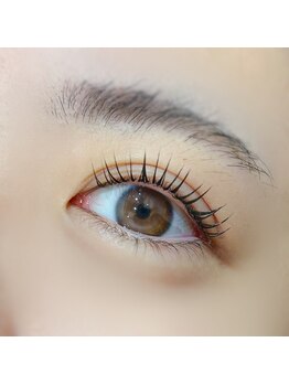 ユードット(u.)/ラッシュリフト