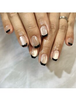 リファインネイル(refinenail)/黒フレンチネイル