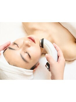 ホウレイ線・たるみ改善！予防ケア