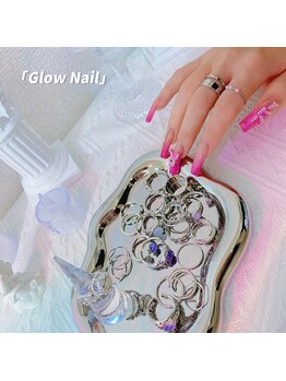 グロー ネイル(Glow Nail)/チップやり放題