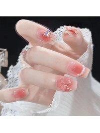 シンプルなピンクネイル