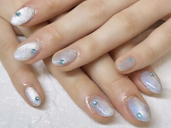 バズネイル(VAZ NAIL)/