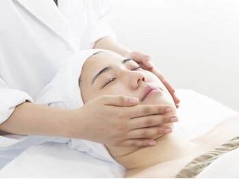 ハル(HARU.)の写真/華奢感&多幸感を仕込む"小顔矯正×肌管理"で貴方史上最高に美しいお肌へ導きます♪直前駆け込みもOKです◎