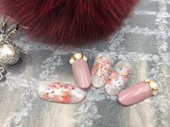 和美処 かなゑの写真/《ネイリスト検定１級所持》上品手描きアート×美フォルム！強度・耐久性◎新生活の指先をうるつやに♪