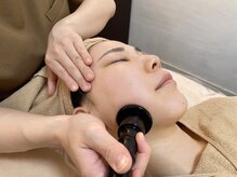 サロンドフルールの雰囲気（【当店人気NO.1】深部加温で肌を活性化。高周波美容。）