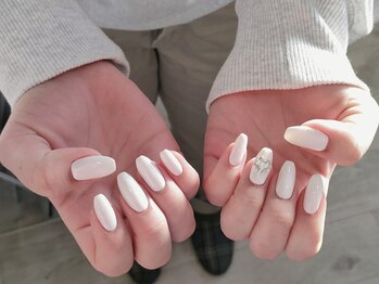 ミアネイル 越谷店(mia nail)/パラジェルベース施術写真