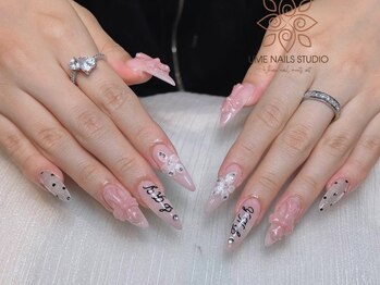 ウメネイルスタジオ(UME NAIL STUDIO)/題長さだしやり放題×つけ放