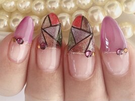 幾何学模様アートフレンチネイル