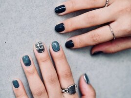 アンバランスメタリックブラック