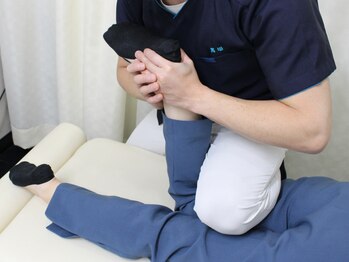 とらねこ整骨院/施術風景