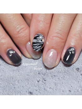 たゆ ネイル(たゆnail)/アニマル柄ブラックネイル