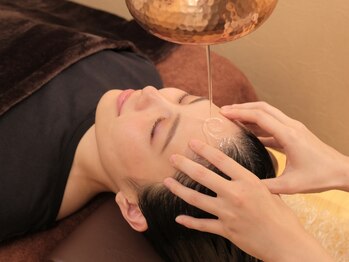 キャンディドット(KANDY.)の写真/【ヘッドスパとシロダ-ラで癒されたい】脳からととのう極上施術を堪能!北摂の隠れ家的サロンで至福の時間を