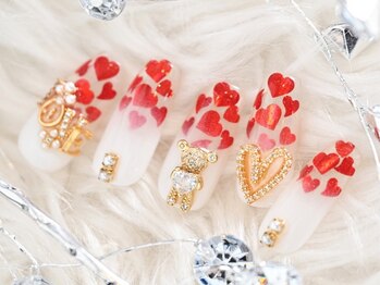 ネイルサロンラグジュアリー 梅田店(LUXURY)の写真/[梅田HEPすぐ]【ア-ト10本乗せ放題新規¥6900/特別デザインア-ト全員¥8900】選べるスト-ン&シ-ルの種類豊富*