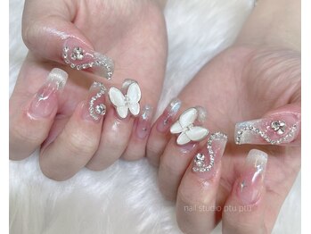 プトゥプトゥ(ptu ptu)/ワンホンチーク×蝶々