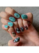 サロンドティス 学芸大学(salon de tis)/お持ち込みネイル