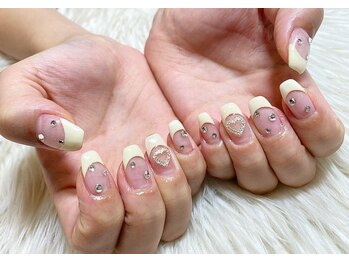 フレンチネイル