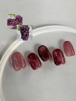 ぶどうネイル　¥7300