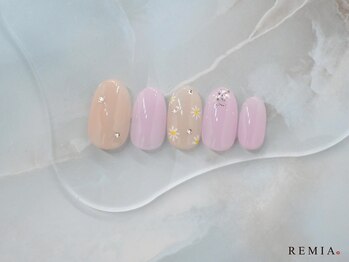 レミア アイラッシュアンドネイル 大船(REMIA)/7900円定額デザイン